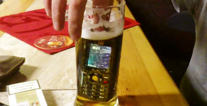 papodebuteco-celular-cerveja